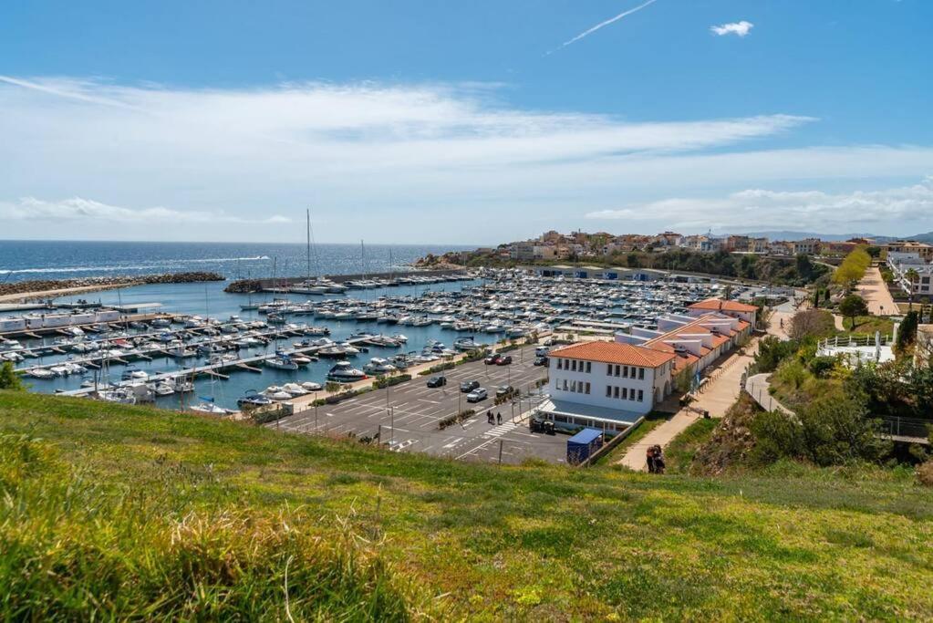 Gran Piso En Puerto Deportivo Marina Palamos Ideal Familias Exterior photo